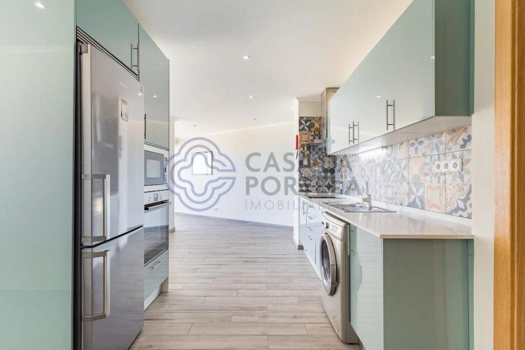 Apartamento T2 para Venda em Portimão Foto 11
