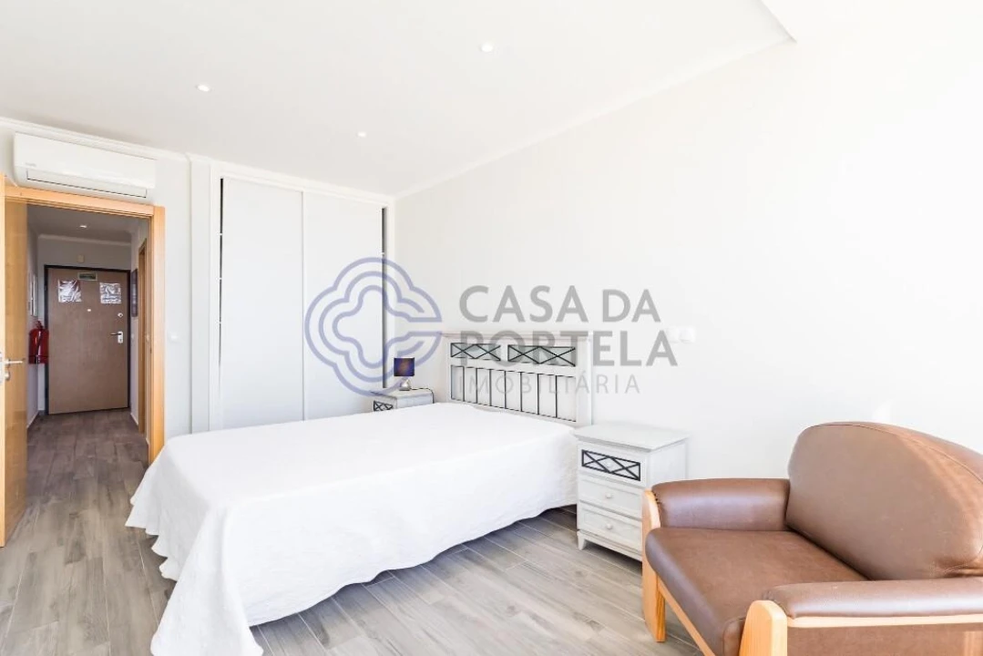 Apartamento T2 para Venda em Portimão Foto 16