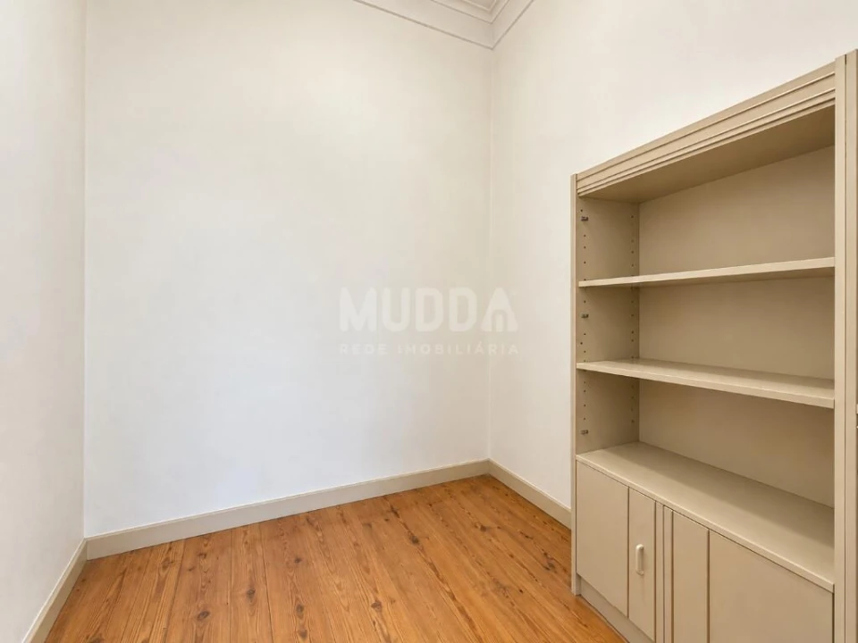Moradia T9 para Venda em Ovar, São João, Arada e São Vicente de Pereira Jusã Foto 11