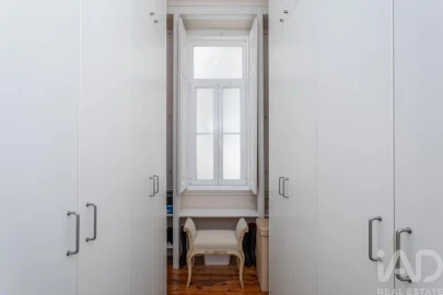Apartamento T5 para Venda em Santo António
