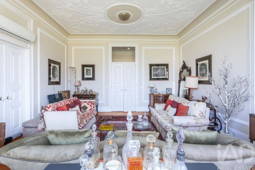 Apartamento T5 para Venda em Santo António Foto 5