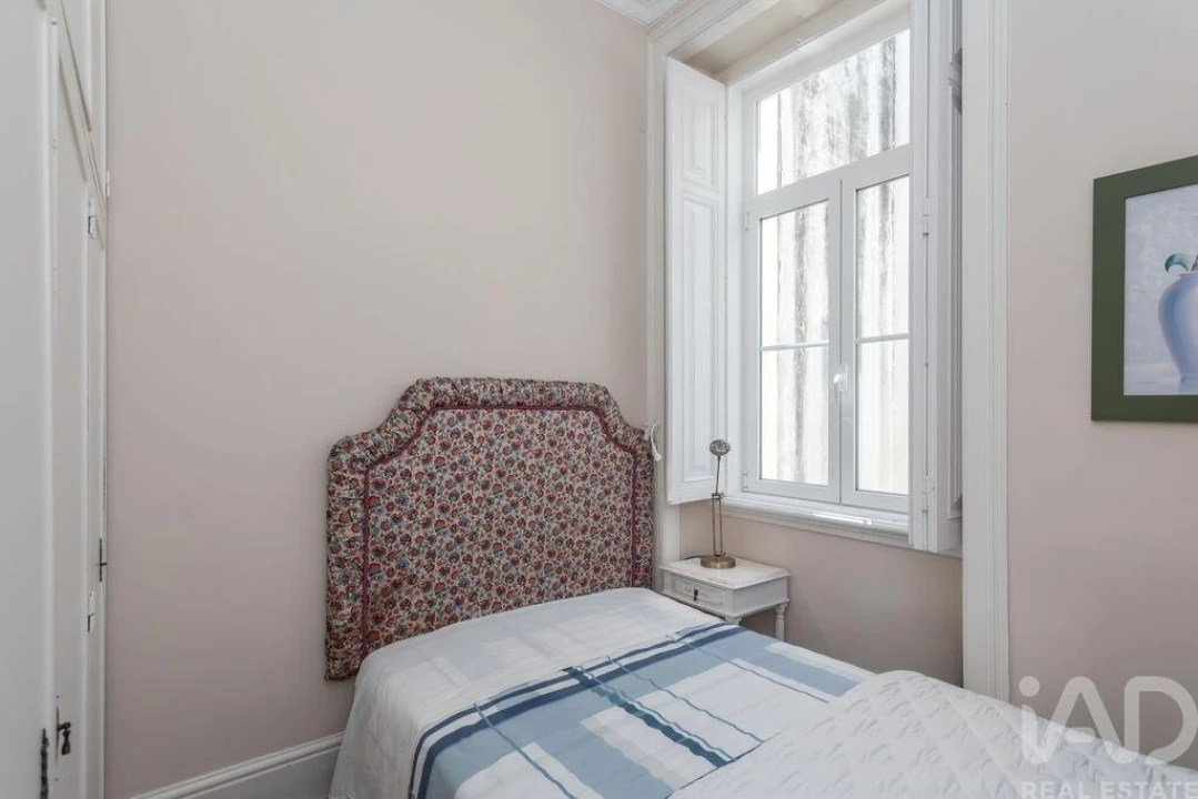 Apartamento T5 para Venda em Santo António Foto 31