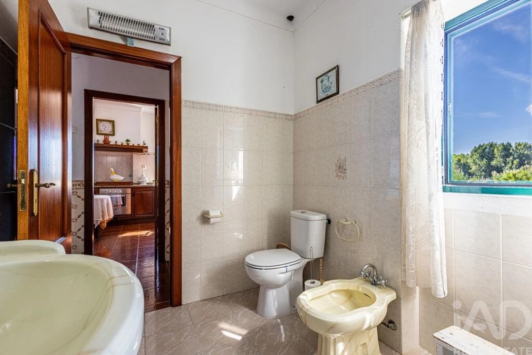 Moradia T4 para Venda em São João da Ribeira e Ribeira de São João Foto 8