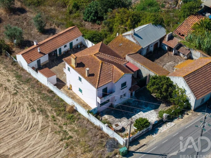 Moradia T4 para Venda em São João da Ribeira e Ribeira de São João Foto 36