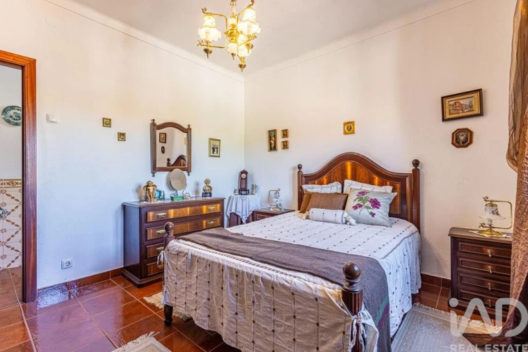 Moradia T4 para Venda em São João da Ribeira e Ribeira de São João Foto 11