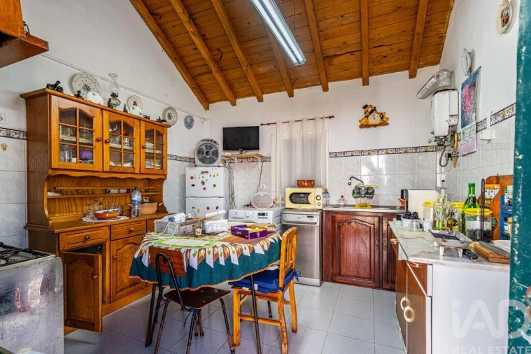 Moradia T4 para Venda em São João da Ribeira e Ribeira de São João Foto 28