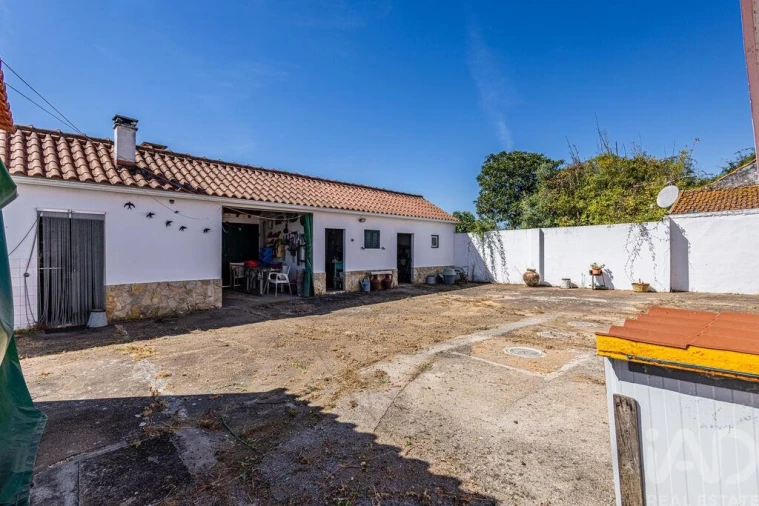 Moradia T4 para Venda em São João da Ribeira e Ribeira de São João Foto 39