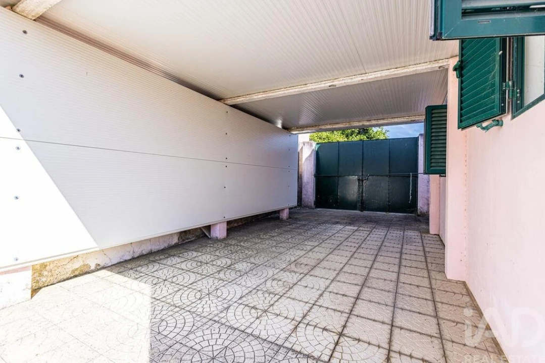 Moradia T4 para Venda em São João da Ribeira e Ribeira de São João Foto 26
