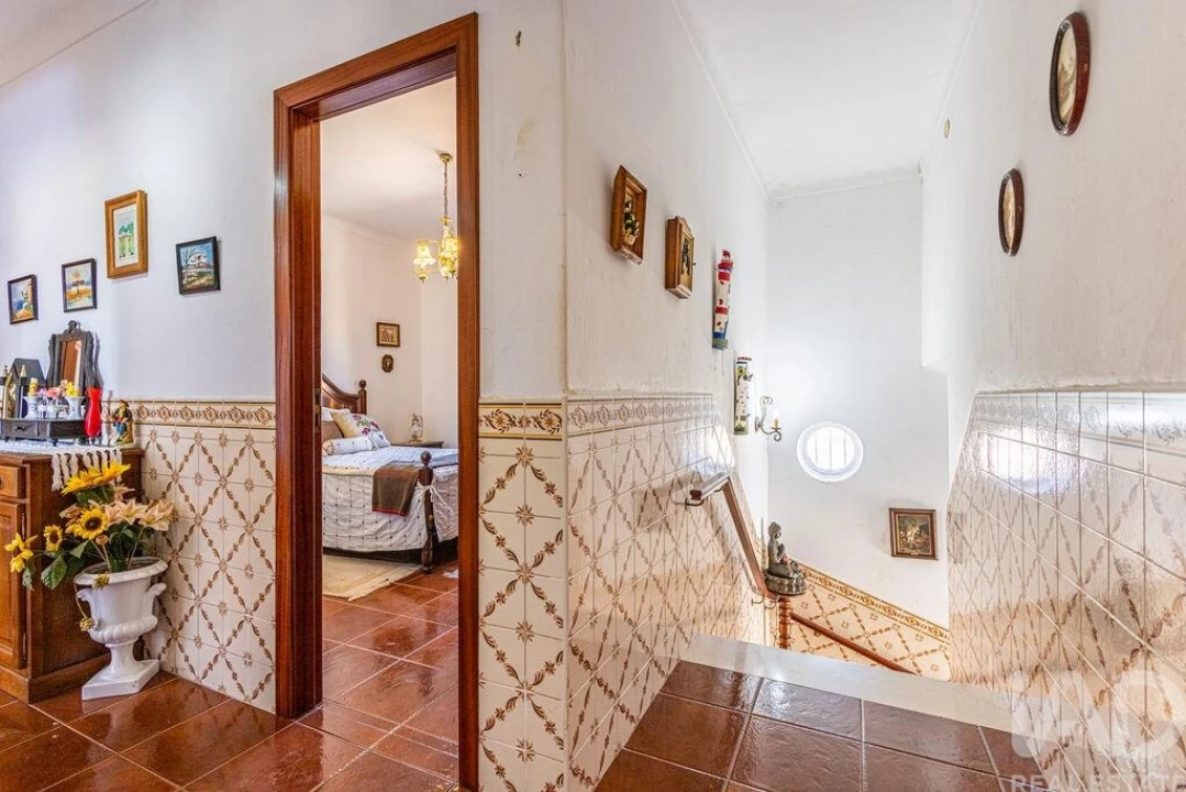 Moradia T4 para Venda em São João da Ribeira e Ribeira de São João Foto 18