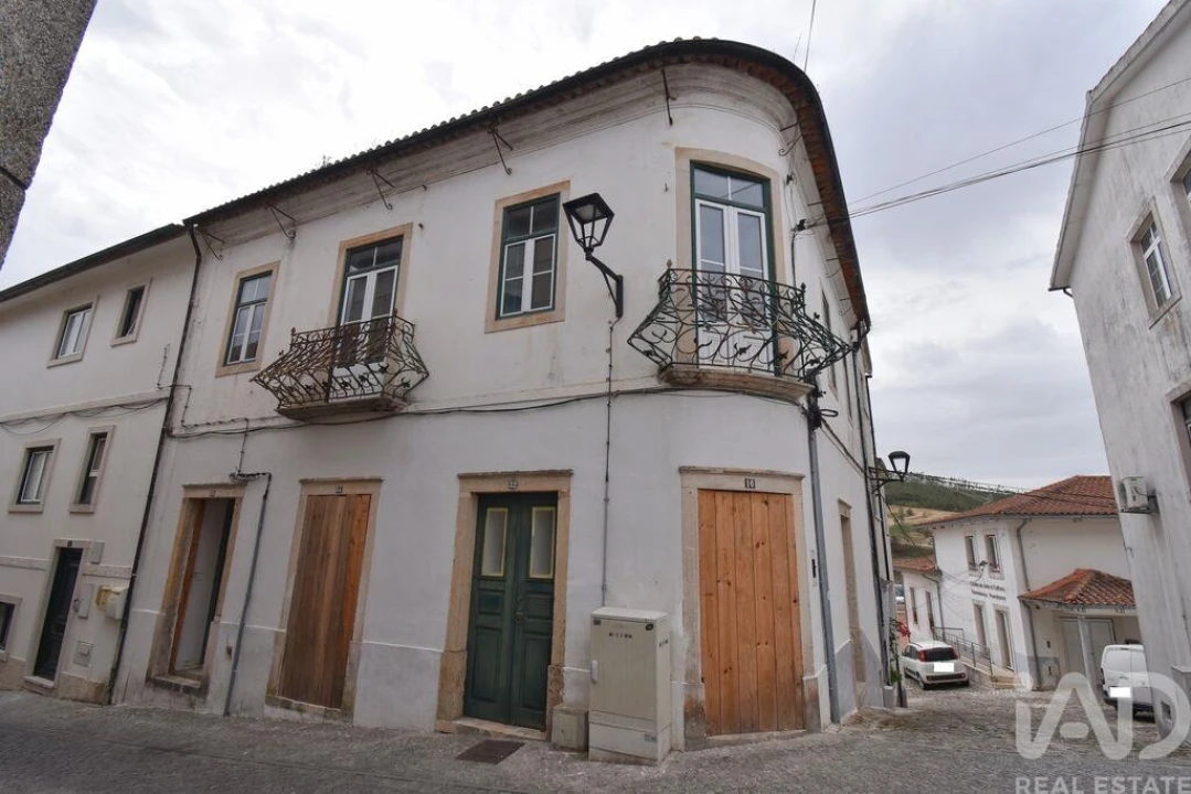 Moradia T3 para Venda em São Miguel, Santa Eufémia e Rabaçal Foto 3