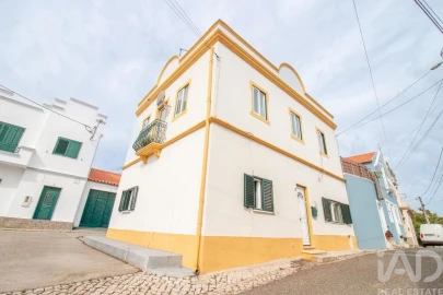 Moradia T4 para Venda em Cadaval e Pêro Moniz