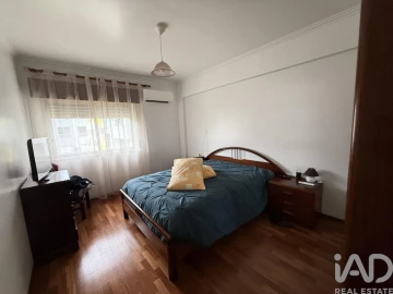 Apartamento T3 para Venda em Corroios