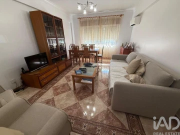Apartamento T3 para Venda em Corroios