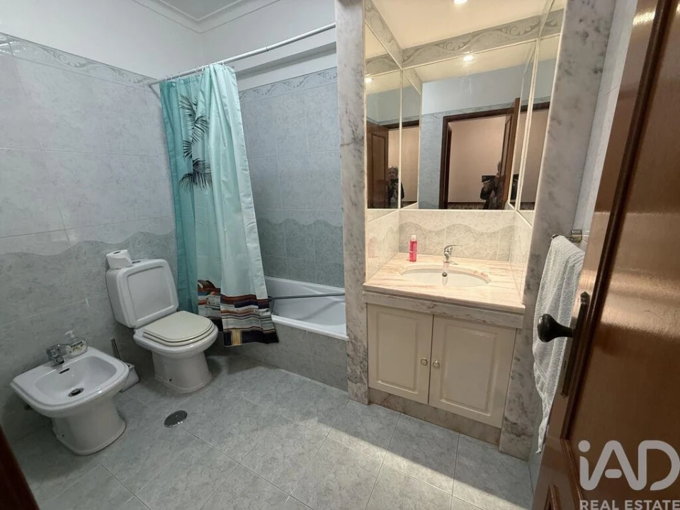 Apartamento T3 para Venda em Corroios Foto 11