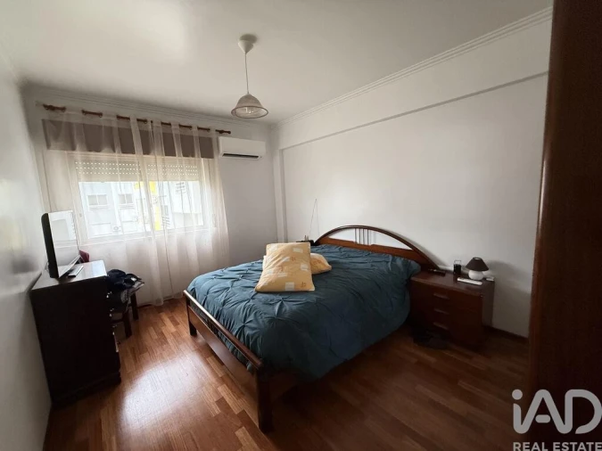 Apartamento T3 para Venda em Corroios Foto 12