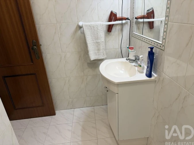 Apartamento T3 para Venda em Corroios Foto 19