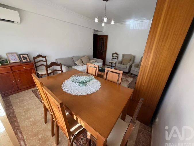 Apartamento T3 para Venda em Corroios Foto 4