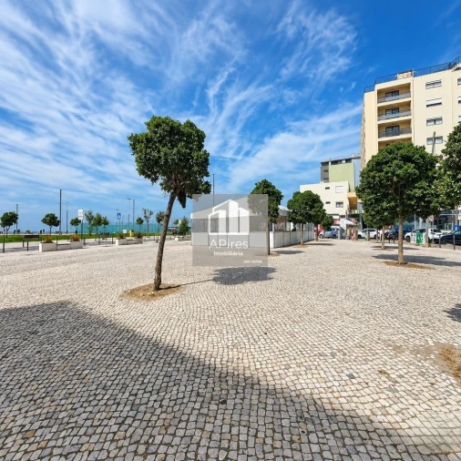 Apartamento T1 para Venda em Costa da Caparica Foto 20