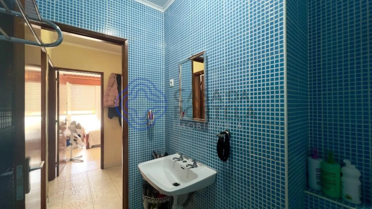Apartamento T3 para Venda em Corroios Foto 8