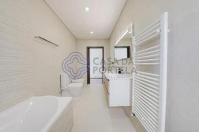Moradia T3 para Venda em Bidoeira de Cima