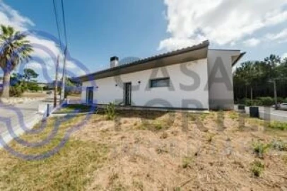 Moradia T3 para Venda em Bidoeira de Cima