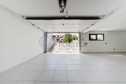 Moradia T3 para Venda em Bidoeira de Cima