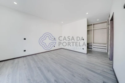 Moradia T3 para Venda em Bidoeira de Cima