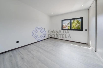 Moradia T3 para Venda em Bidoeira de Cima