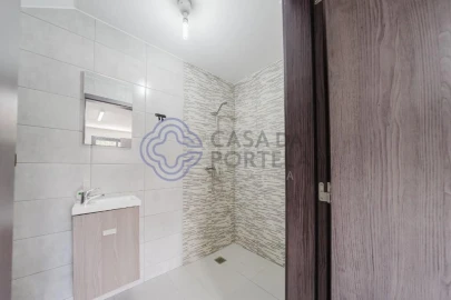 Moradia T3 para Venda em Bidoeira de Cima
