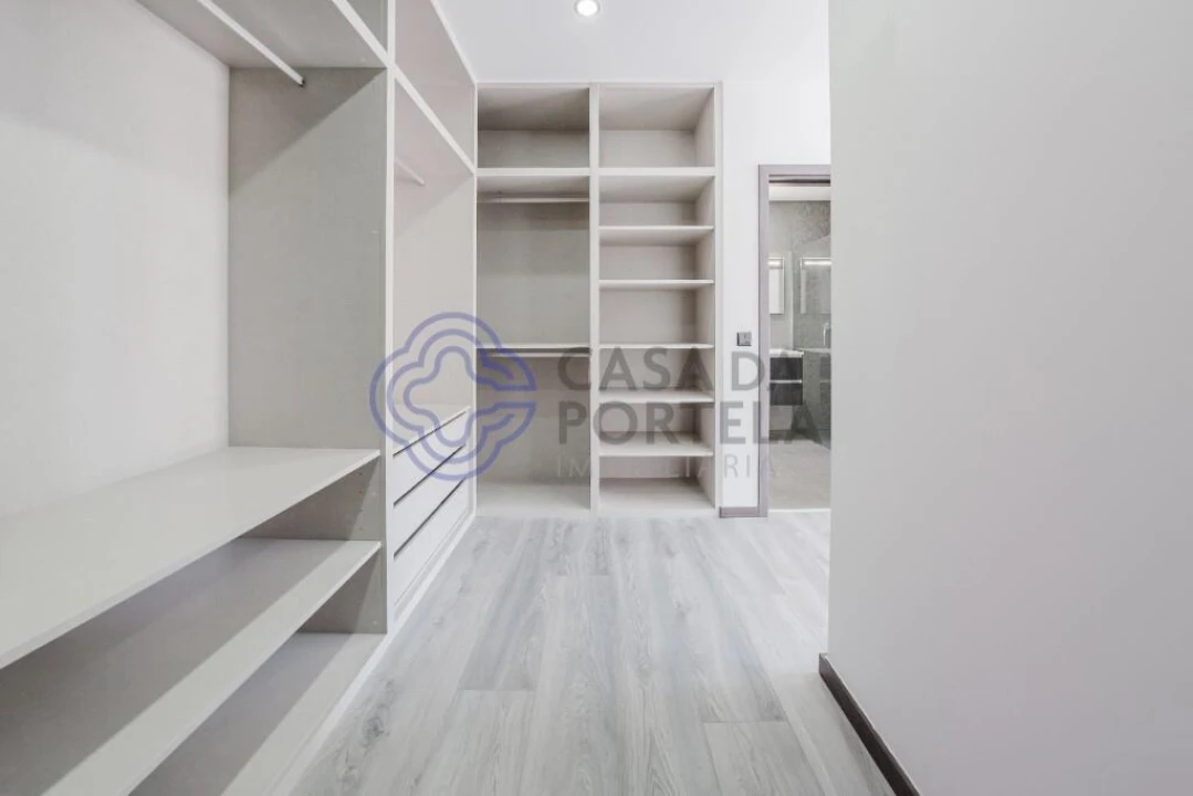 Moradia T3 para Venda em Bidoeira de Cima Foto 42