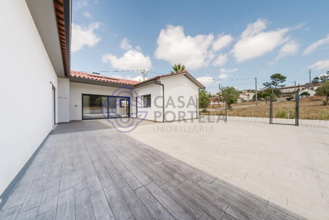 Moradia T3 para Venda em Bidoeira de Cima Foto 45