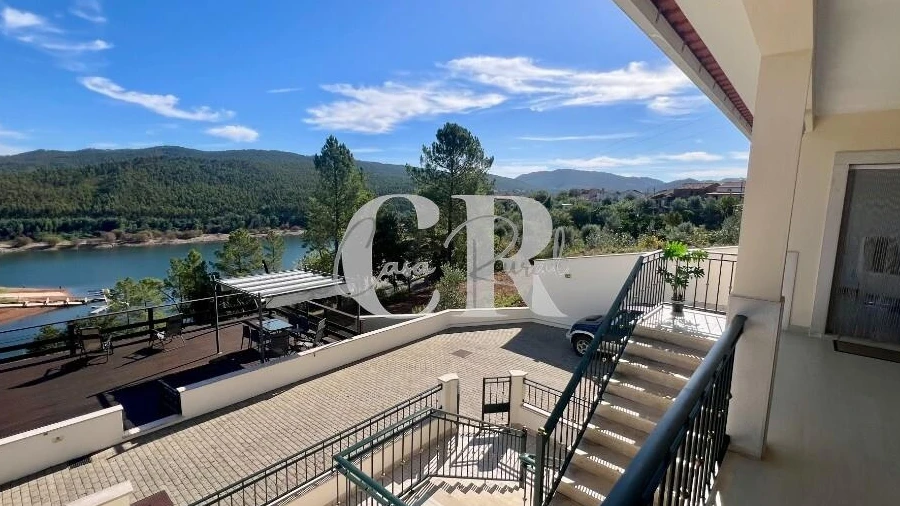 Moradia T4 para Venda em Arega