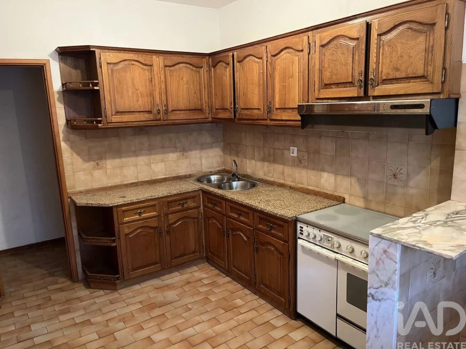 Apartamento T3 para Venda em Alijo Foto 6