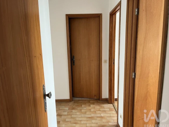 Apartamento T3 para Venda em Alijo Foto 9