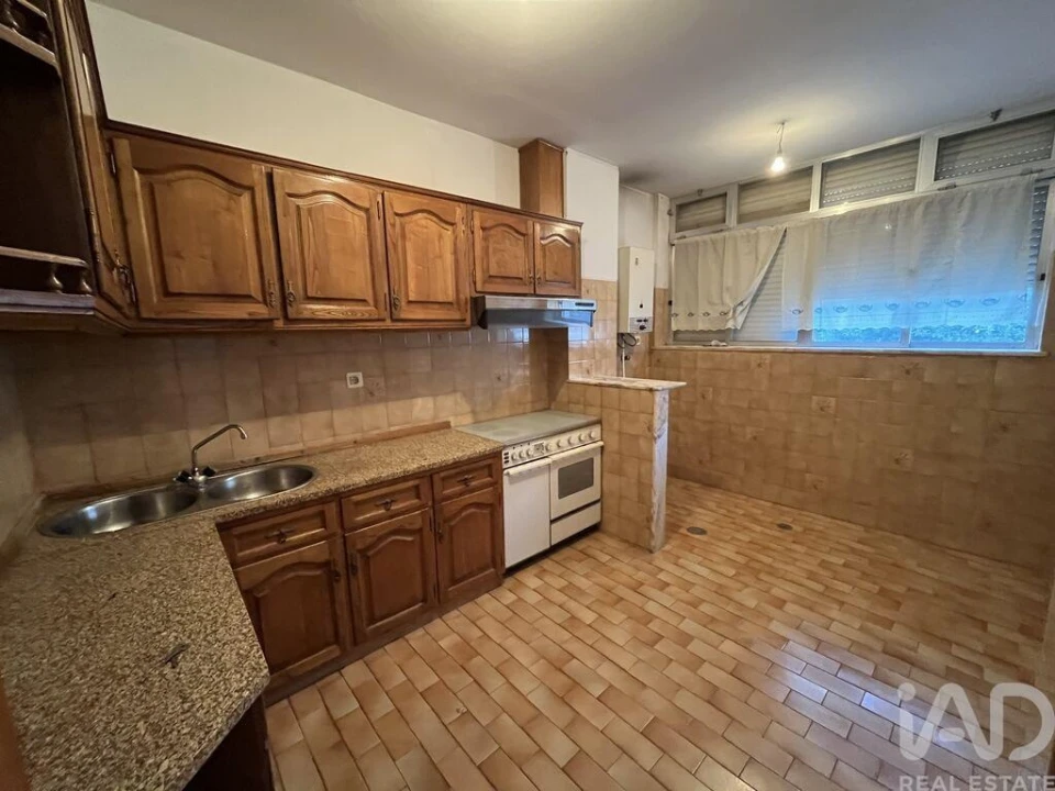 Apartamento T3 para Venda em Alijo Foto 7