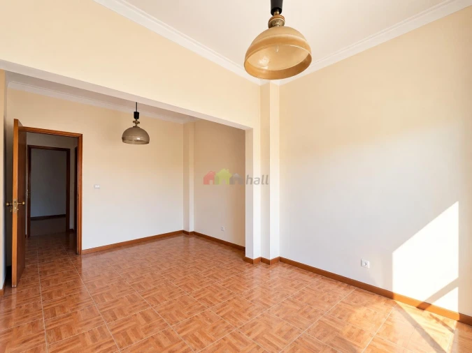 Apartamento T2 para Venda em Seixal, Arrentela e Aldeia de Paio Pires Foto 4