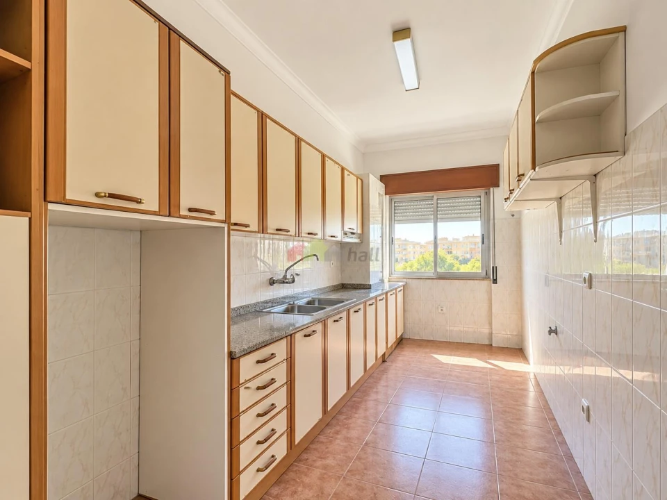 Apartamento T2 para Venda em Seixal, Arrentela e Aldeia de Paio Pires Foto 1