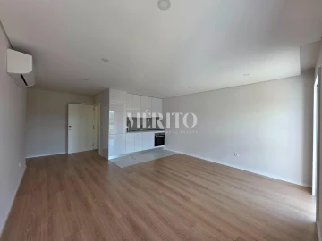 Apartamento T1 para Venda em Barcelos, V.Boa, V.Frescainha