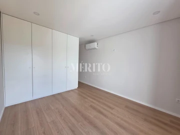 Apartamento T1 para Venda em Barcelos, V.Boa, V.Frescainha