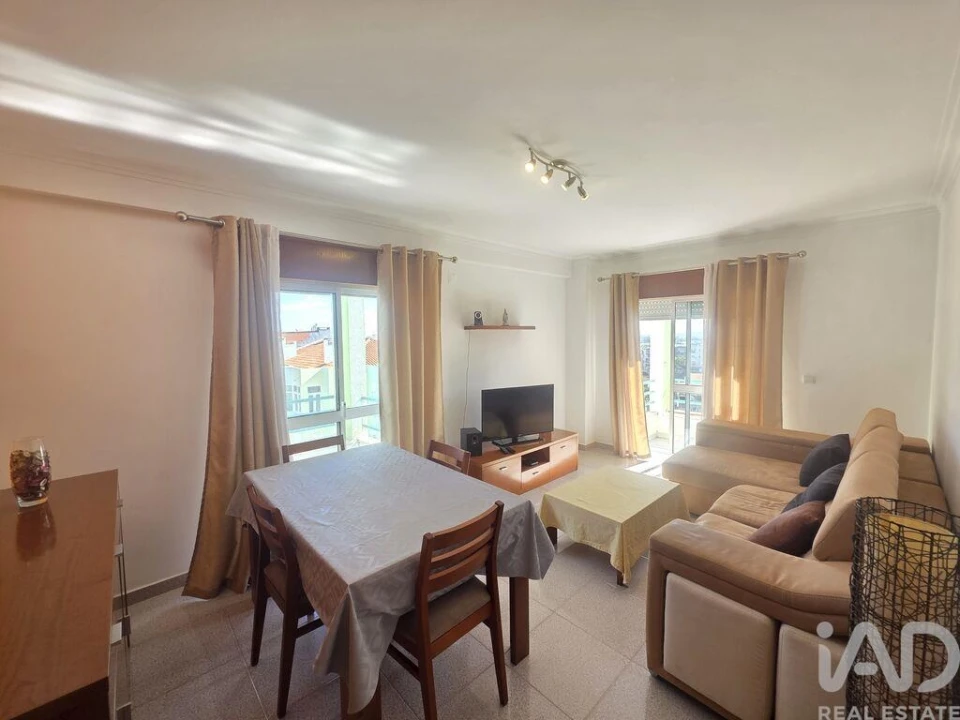 Apartamento T3 para Venda em Charneca de Caparica e Sobreda Foto 6
