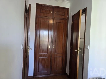 Apartamento T3 para Venda em Charneca de Caparica e Sobreda