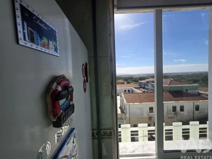 Apartamento T3 para Venda em Charneca de Caparica e Sobreda Foto 20
