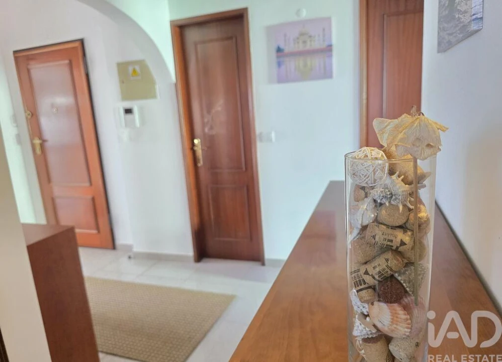 Apartamento T3 para Venda em Charneca de Caparica e Sobreda Foto 11