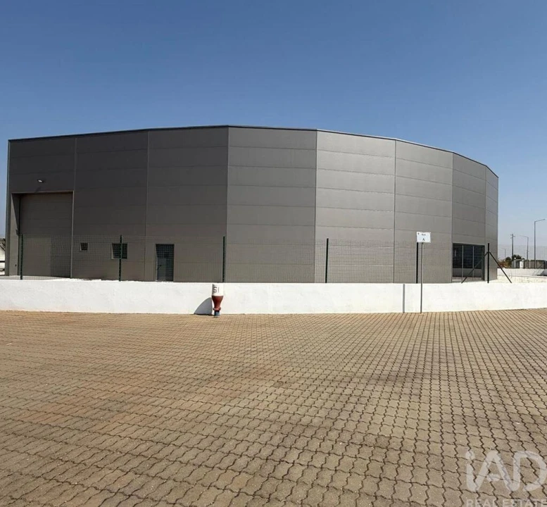 Armazém para Arrendamento em Arcos Foto 1