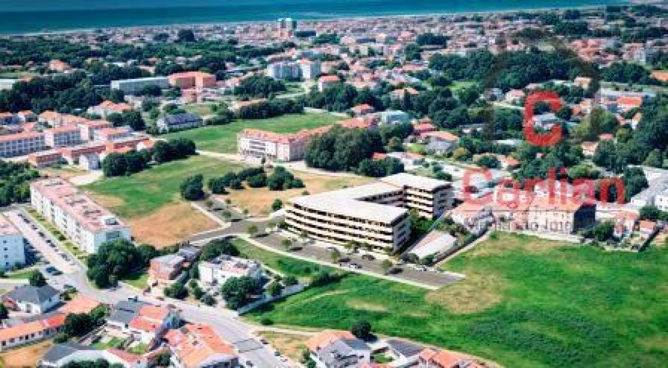 Apartamento T2 para Venda em Arcozelo Foto 13