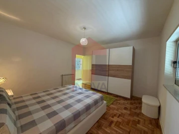 Moradia T3 para Venda em Parada de Gatim