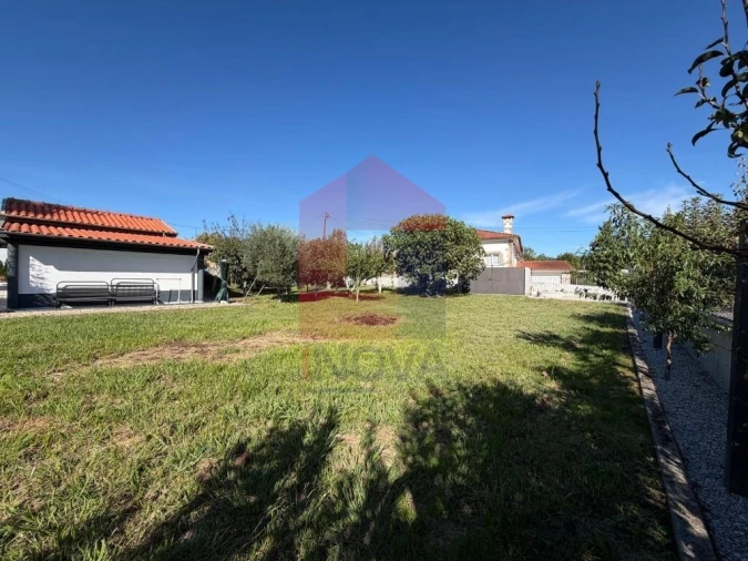 Moradia T3 para Venda em Parada de Gatim Foto 44