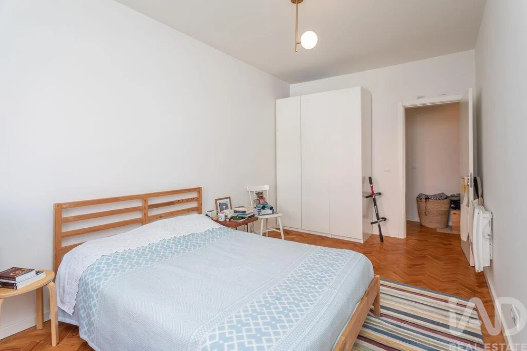 Apartamento T3 para Arrendamento em Areeiro Foto 17