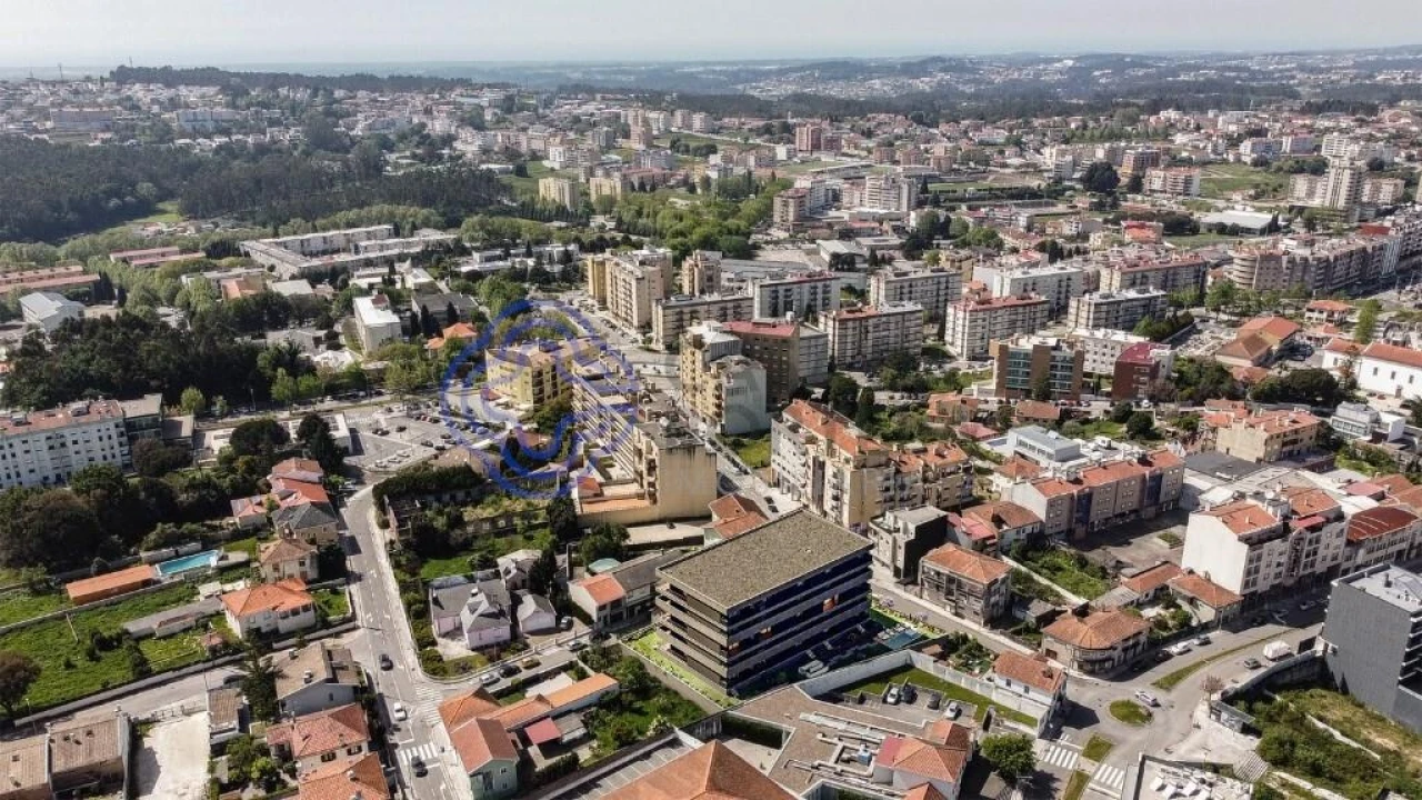 Apartamento T2 para Venda em São João da Madeira Foto 13