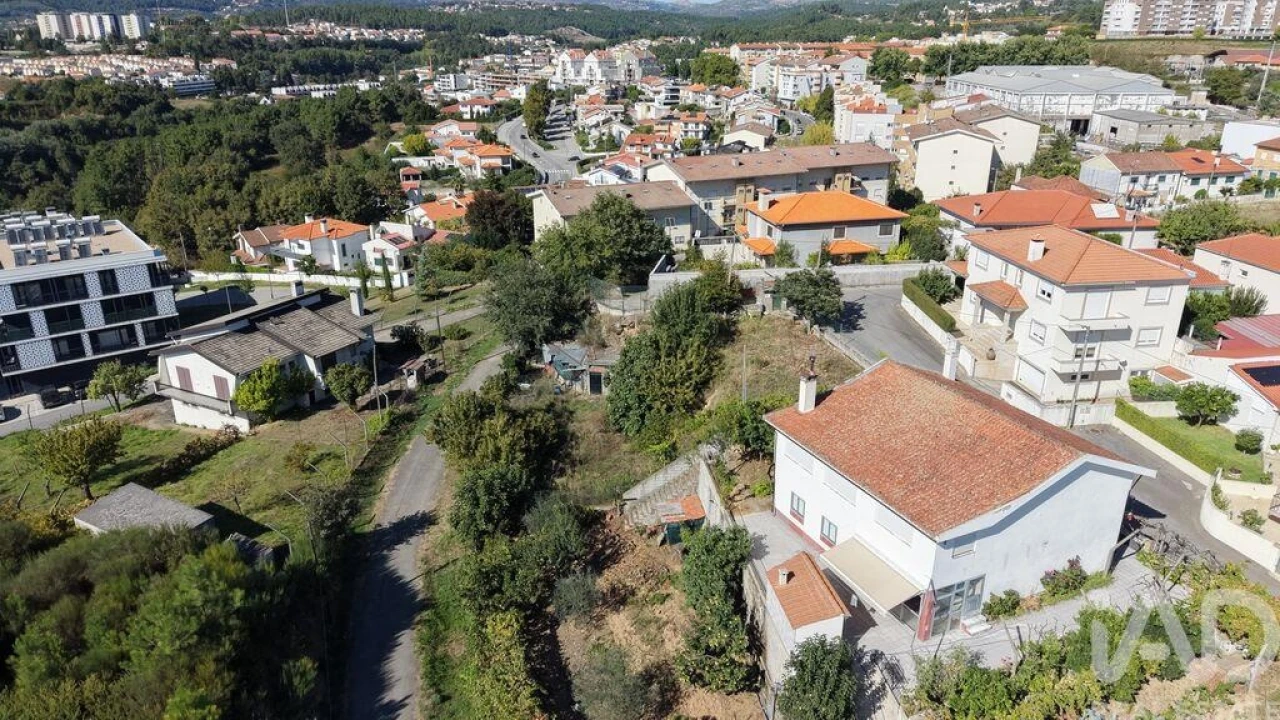 Terreno para Venda em Pena, Quintã e Vila Cova Foto 11